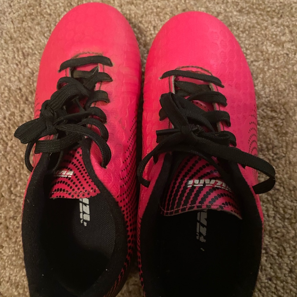 Girls Soccer Cleats Size 3